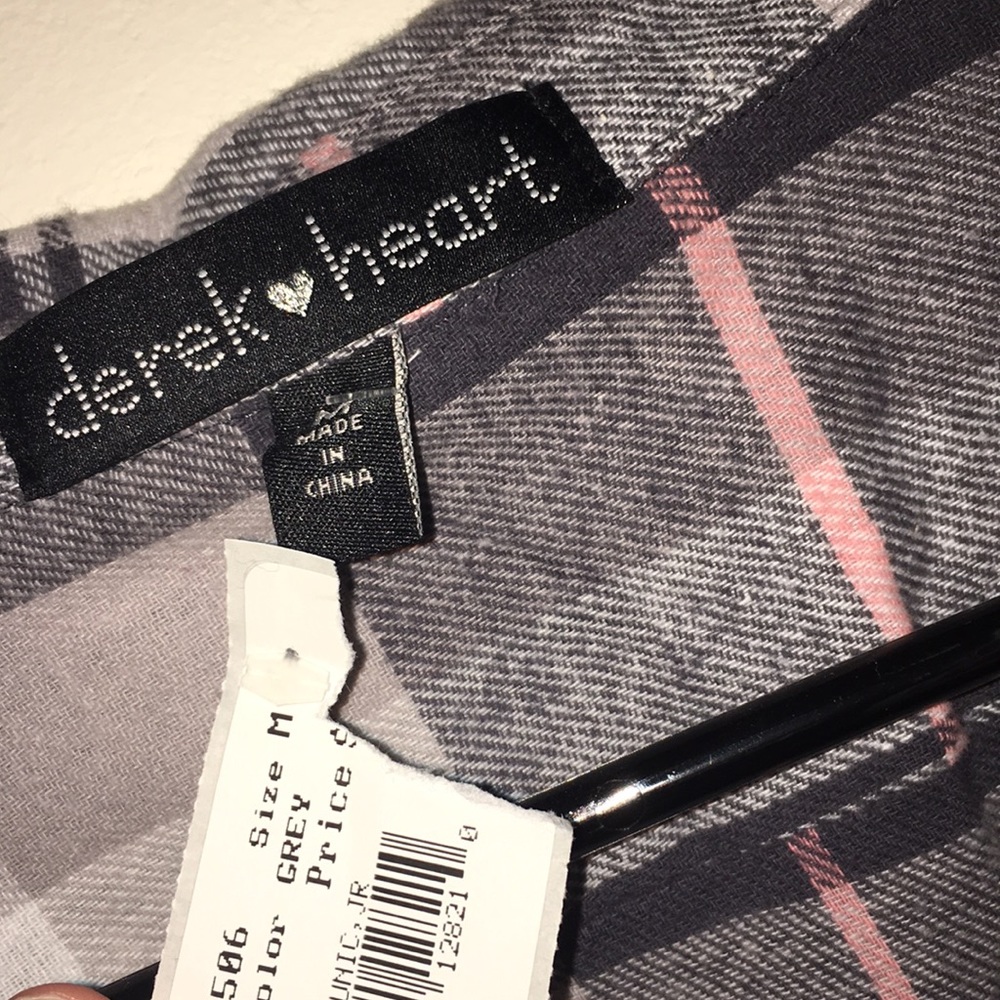 plaid flannel!! - Picture 2 of 3